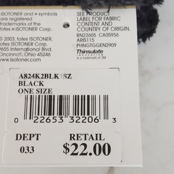 Isotoner Women's Classic Black Mittens - Picture 3 of 7